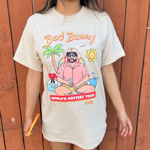 Bad bunny T-shirt - Picture 1 of 5